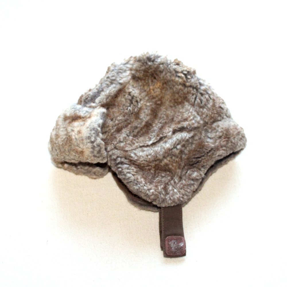 Old navy hat for babies